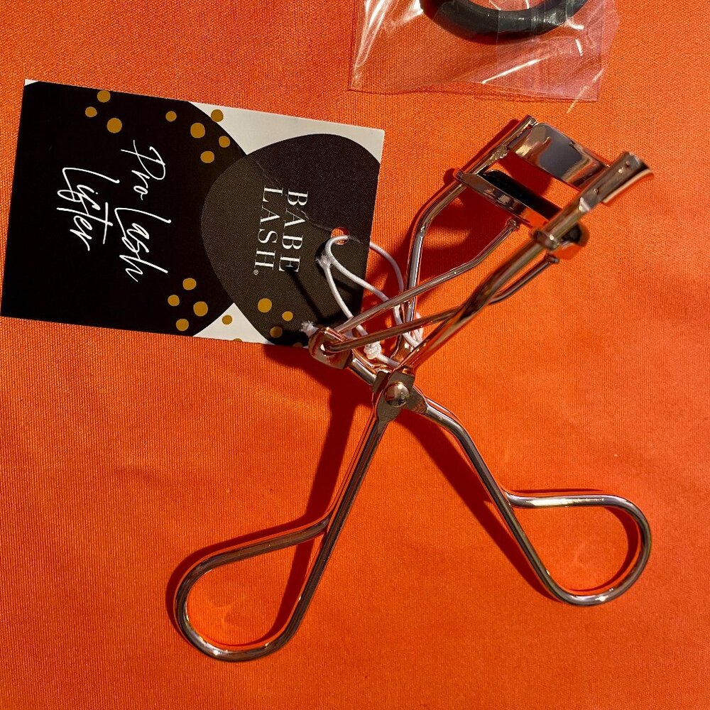 Eyelash Curler